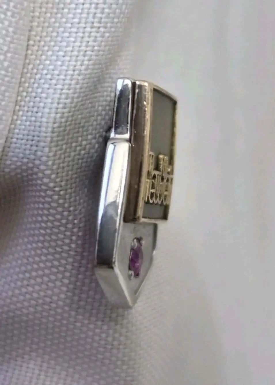 2g Solid 10K Gold Heublein Pink Stone CTO Hallmark - VINTAGE Advertising Pin